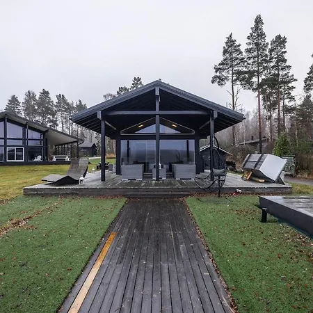 Droemstrand - With Private In Huvilat